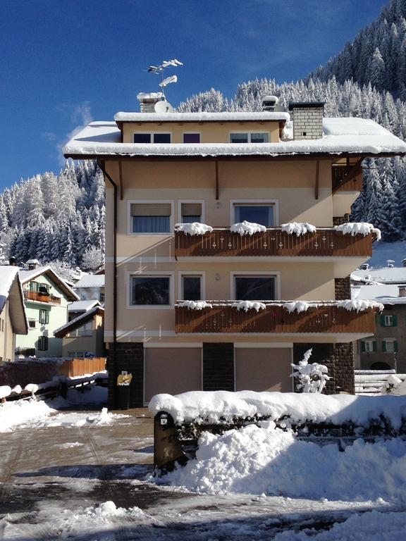 Appartamento Rose Di Bosco Predazzo Exterior foto